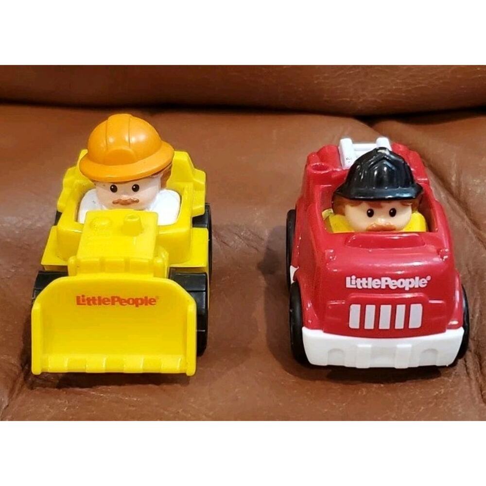 2 Inch Fisher-Price Little People Fireman 2009 Construction 2010 Worker Wheelies